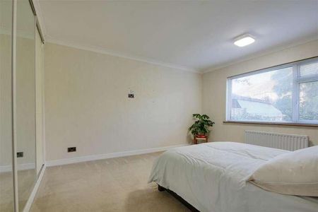 Princess Avenue, Worthing, BN13 - Photo 3