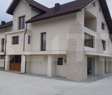 Vilă P+1+M, 654 mp utili, sat Căprioru - Photo 6
