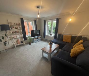 2 bedroom flat to rent - Photo 3