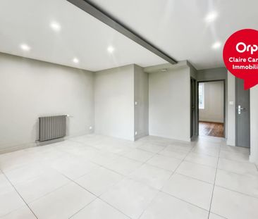 Location Appartement 2 pièces 45m² CASTRES 81100 - Photo 2