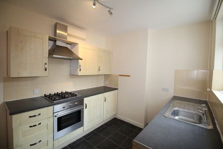 2 Bed Student Accommodation - Photo 2