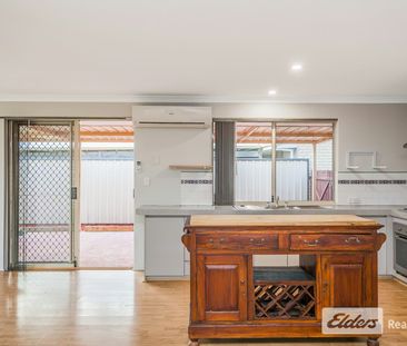 RECENTLY RENOVATED !! - Photo 3