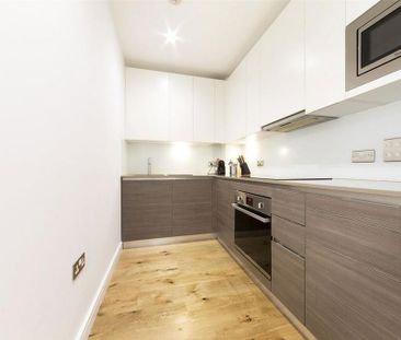 Studio to rent - Photo 3