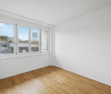 Modern Living in the City Centre - Photo 6