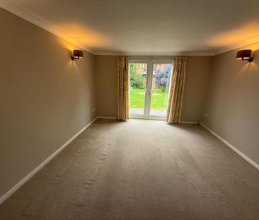 2 bedroom semi-detached house to rent - Photo 2