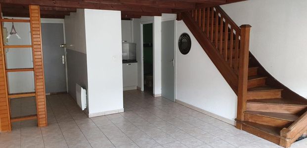 Location Appartement 3 pièces 51m² REMIREMONT 88200 - Photo 1