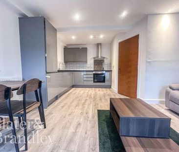 2 bedroom apartment to rent - Photo 4