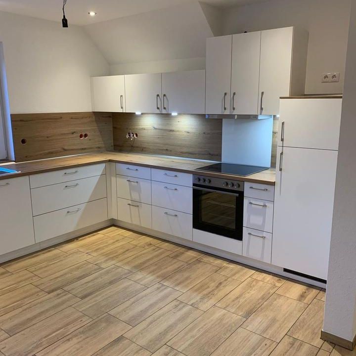 Erstbezug - Moderne Dachgeschosswohnung in Papenburg - Photo 1