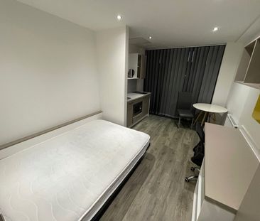 1 bedroom studio to rent Dumfries Street, Luton, Bedfordshire, LU1 - Photo 2