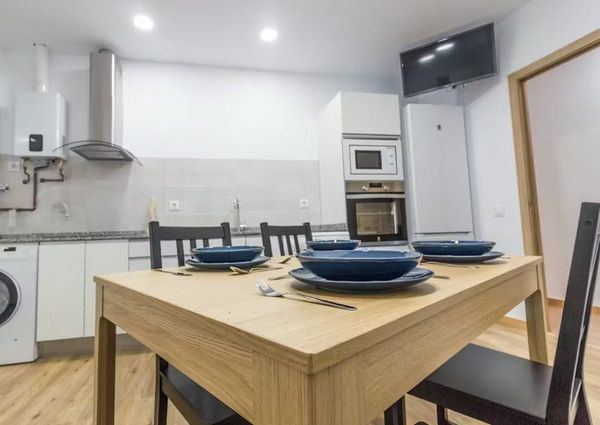 Avinguda de lOest, Valencia, Valencian Community 46001