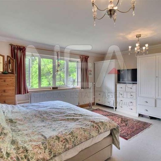 St. Peters Avenue, Caversham, Reading, RG4 - Photo 1