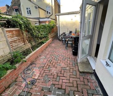 Room in a Shared House, Bounds Green Road, N11 - Photo 6