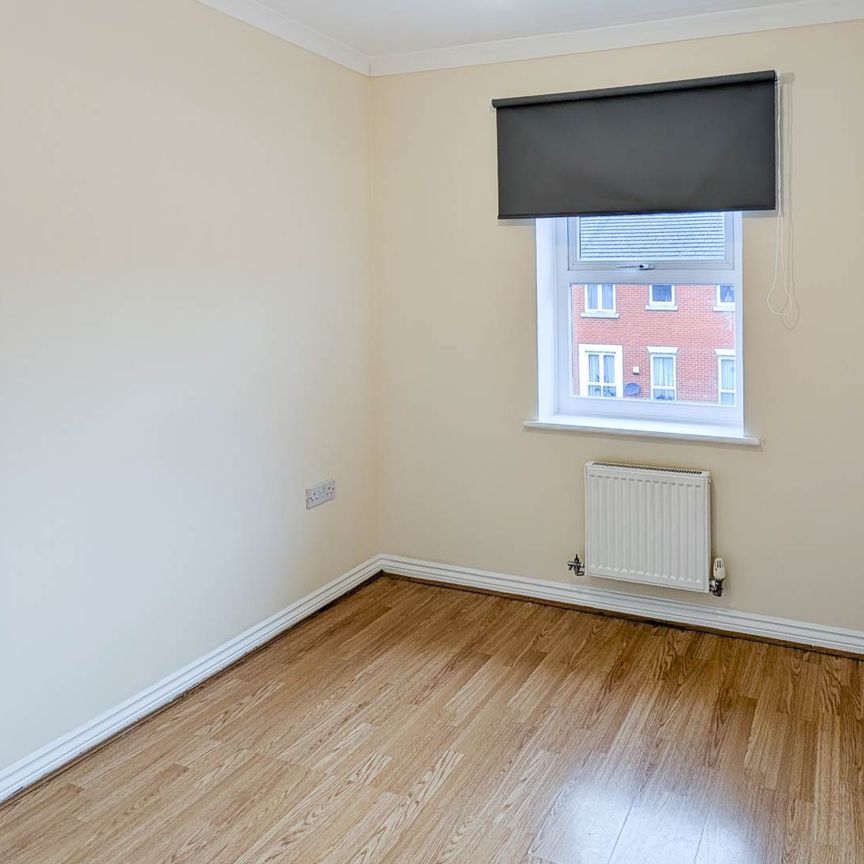 Price £1,600 pcm - Available 21/03/2026 - Unfurnished - Photo 1