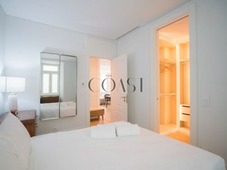 2 bedroom luxury Flat for rent in Lisbon, Portugal - Photo 2