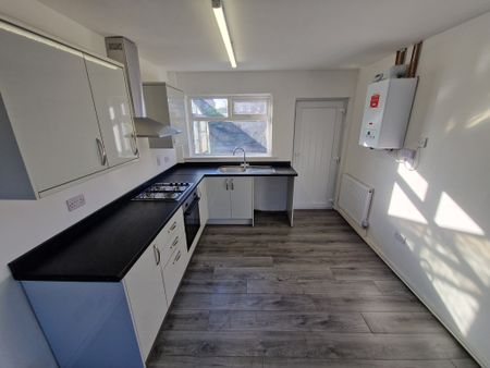 Brereton Road, Eccles - Photo 4