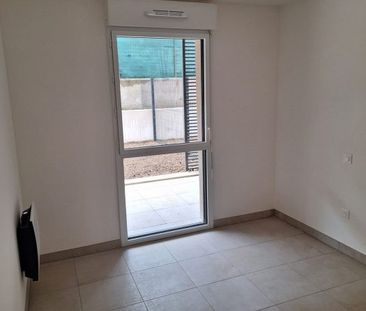 T2 NEUF AVEC TERRASSE + JARDIN ET PARKING - Photo 5