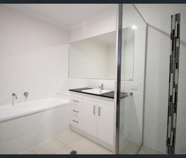 Affordable Glenvale Living Awaits You! - Photo 6