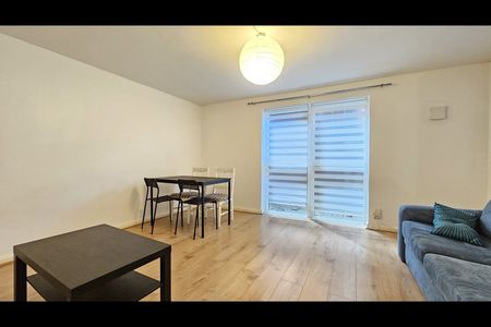 1 Bed Flat, Brookes Court, EC1N - Photo 2