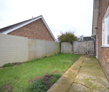 2 bedroom detached bungalow to rent - Photo 6