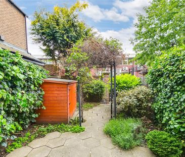 4 bedroom house in Peterborough Road - Photo 1