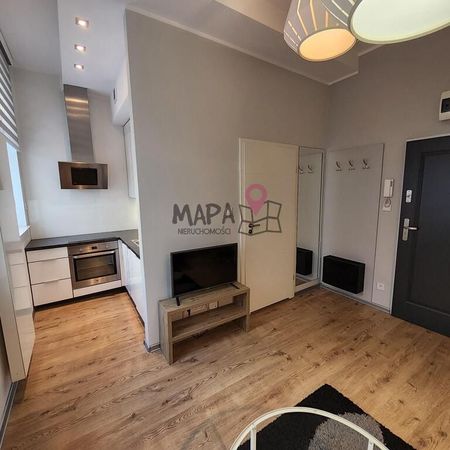 Komfortowe 2 pokoje w centrum z windą i piwnicą. - Zdjęcie 3