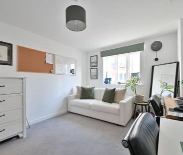 2 bedroom flat to rent - Photo 6