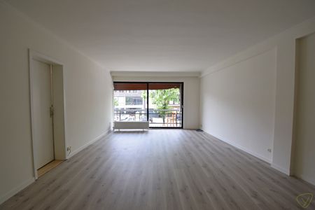 Gerenoveerd appartement te huur in het centrum van Eeklo! - Photo 4