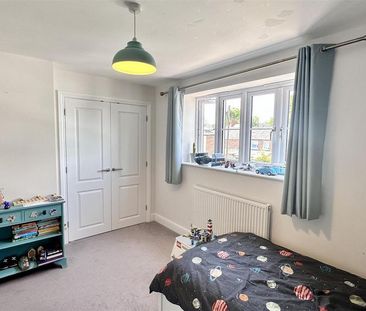 2 bedroom semi-detached house to rent - Photo 3