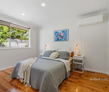 Sunlit Living in a Prime Forest Hill Location - Photo 4