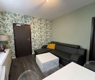 1 bedroom in a house share to rent - Photo 6