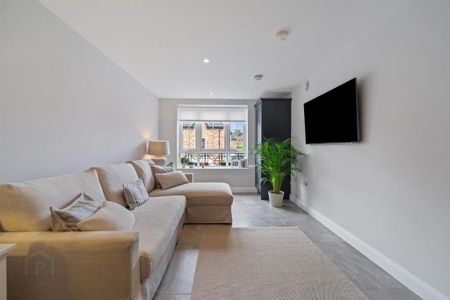 Apt 6, Castlehill Wood, Belfast, BT4 3PJ - Photo 3