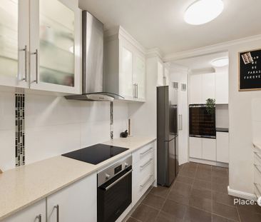 A Peaceful Cul-De-Sac Sanctuary with Modern Comforts - Photo 5