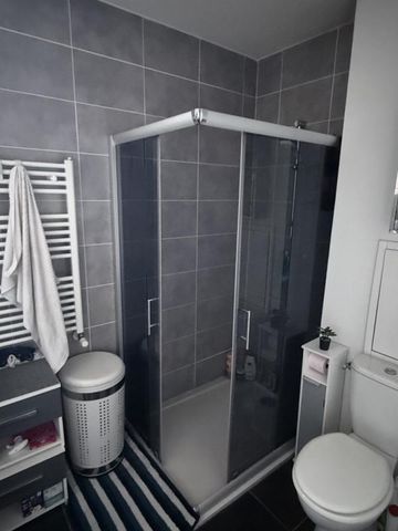 Location Appartement 2 pièces 45m² BASSENS 73000 - Photo 5