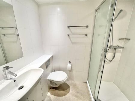 1 bedroom flat to rent - Photo 4