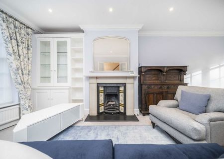 John Spencer Square - Photo 4