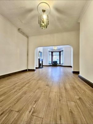 3 bedroom terraced house to rent - Photo 1