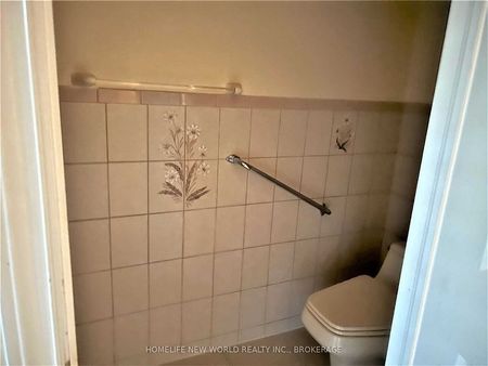 For Lease - 8 Conland Avenue Unit# B, Toronto, Ontario - Photo 3