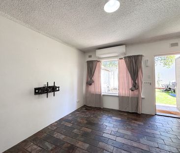 Modern & Convenient Living Between City and Sea - Photo 5