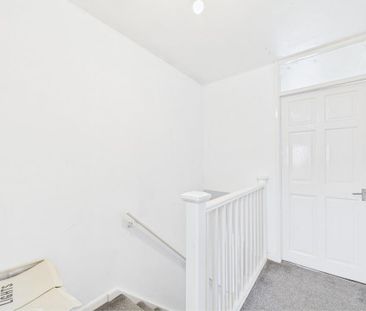 3 bedroom end of terrace house to rent - Photo 6