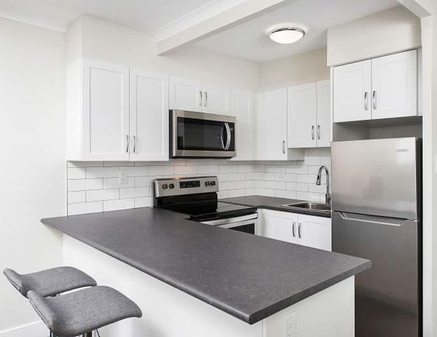 286 Finch Avenue West | 286 Finch Avenue West, Toronto - Photo 1