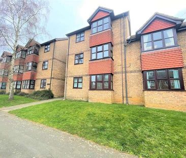 Ryde Court, Newport Road, GU12 - Photo 3