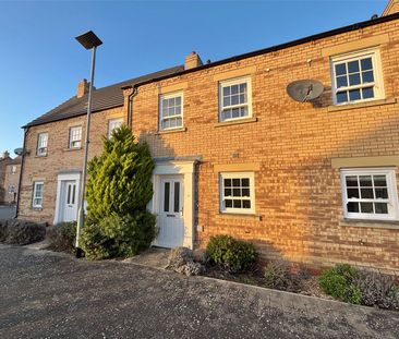 3 bedroom house to rent Primrose Fields, Bedford, Bedfordshire, MK41 - Photo 1