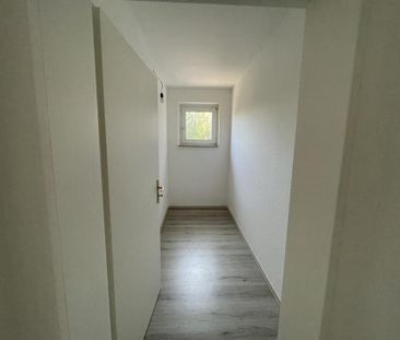 Sofort einziehen! Sackgassenlage und grüne Umgebung! - Foto 3