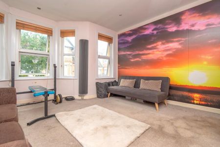 5 bedroom terraced house to rent - Photo 2