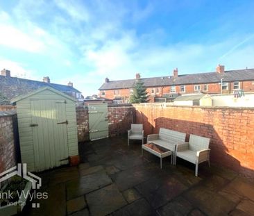 2 bedroom terraced house to rent - Photo 6