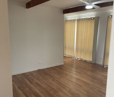 Modern, Accessible 3- Bedroom Home Minutes from the Water - Photo 3