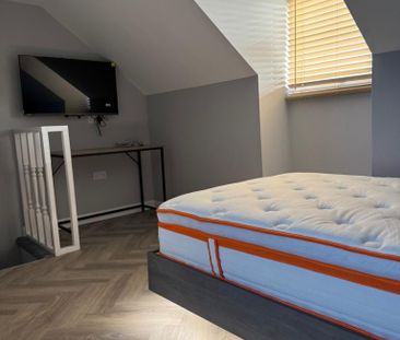 Studio to rent - Photo 6