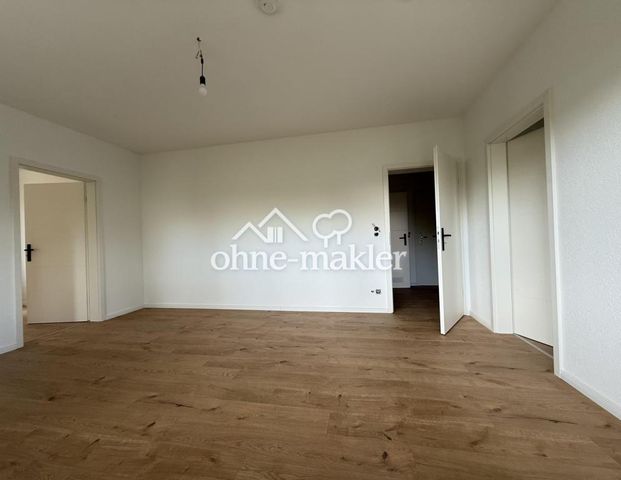 Sanierte 2-Zimmer Wohnung mit großem Balkon - sofort bezugsfrei - Photo 1