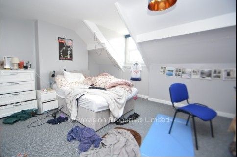 6 Bedroom Student Properties Woodhouse - Photo 1