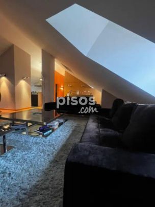 Apartamento en alquiler en Calle Gil y Carrasco - Photo 1